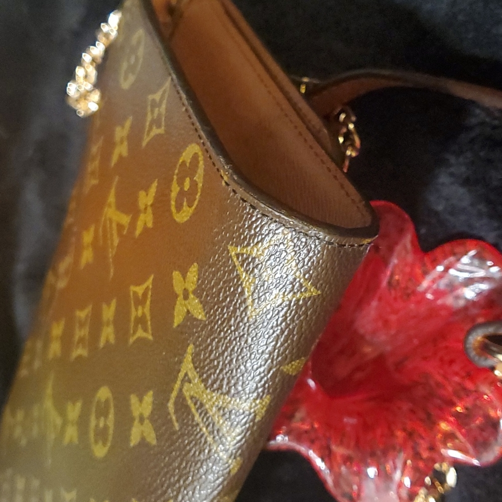 Louis Vuitton Bordeaux Bag with COA - Picture 12 of 16